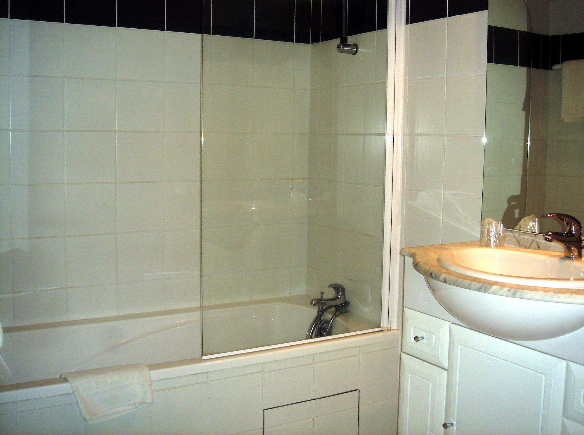 Residence Goelia Les Gorges De La Truyere Entraygues-sur-Truyère Екстериор снимка