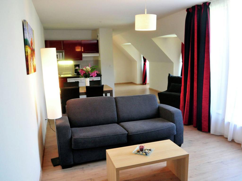 Residence Goelia Les Gorges De La Truyere Entraygues-sur-Truyère Екстериор снимка