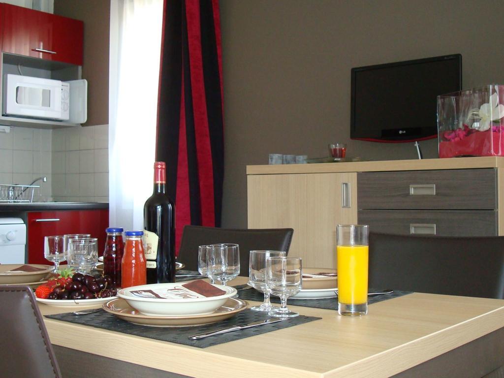 Residence Goelia Les Gorges De La Truyere Entraygues-sur-Truyère Екстериор снимка