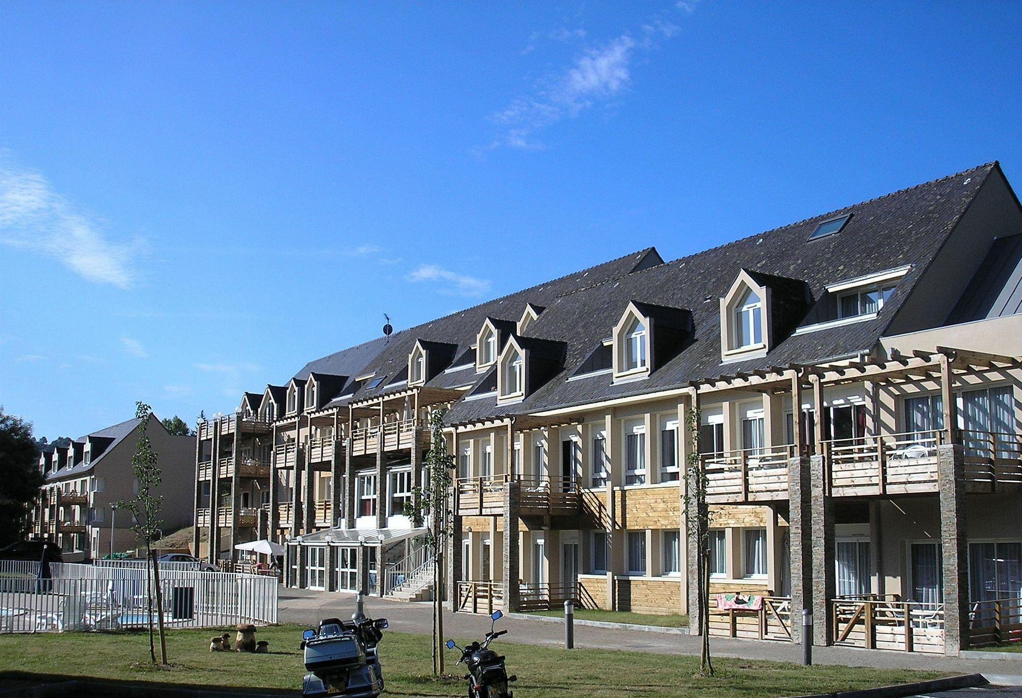 Residence Goelia Les Gorges De La Truyere Entraygues-sur-Truyère Екстериор снимка